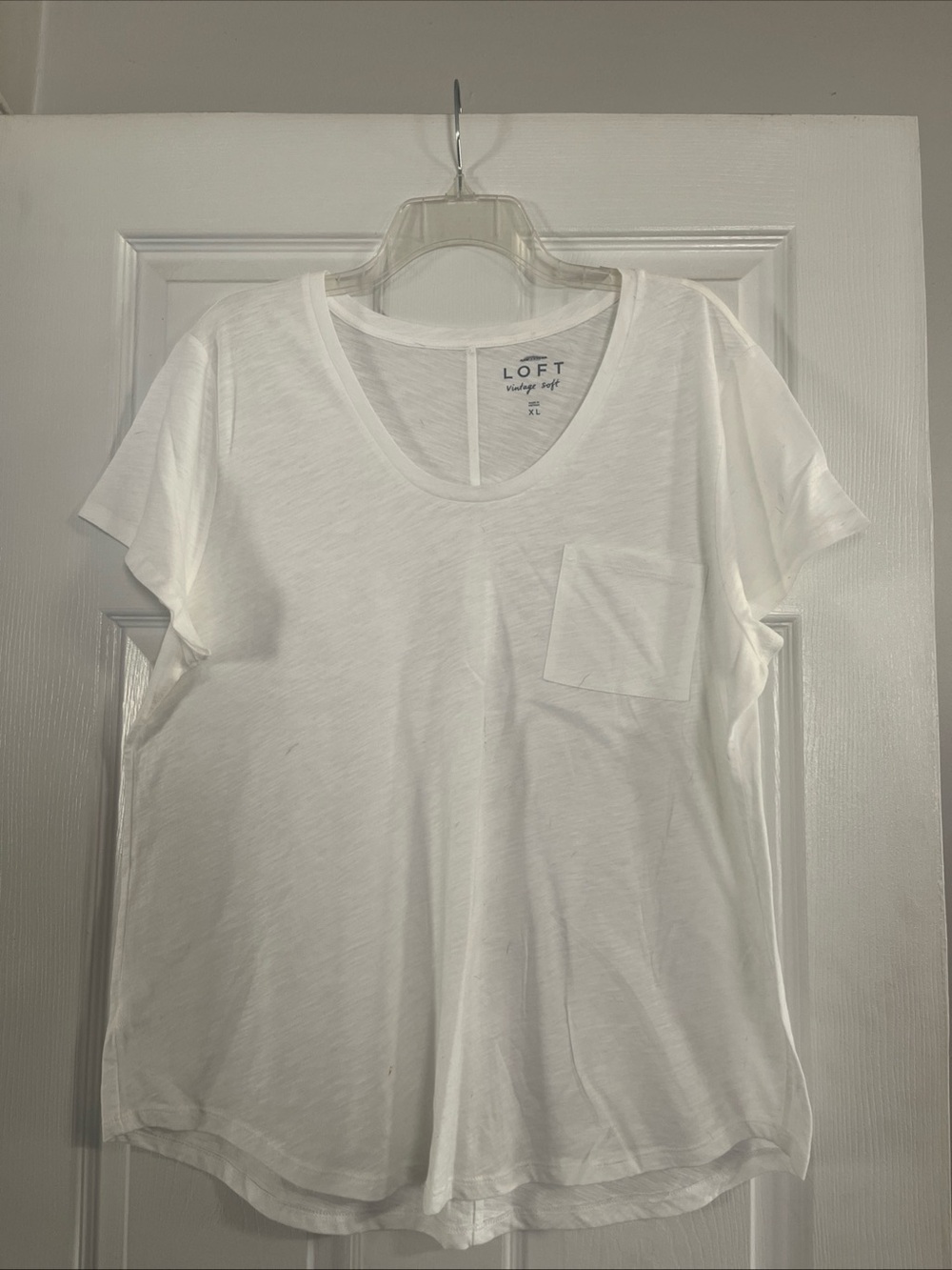 LOFT White Short Sleeve Pocket Tee - Women's Lightweight Scoop Neck